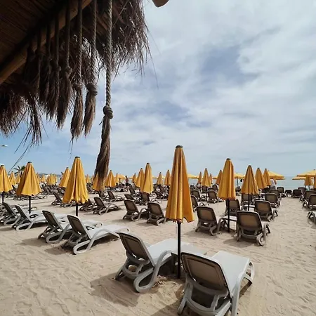 Апартаменты Enxhi *